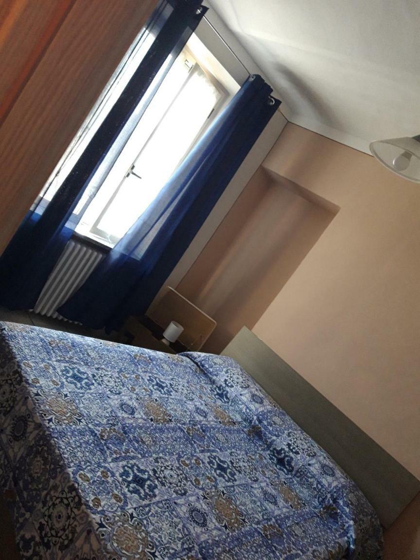 Locanda Della Luna Rossa Calosso Zewnętrze zdjęcie